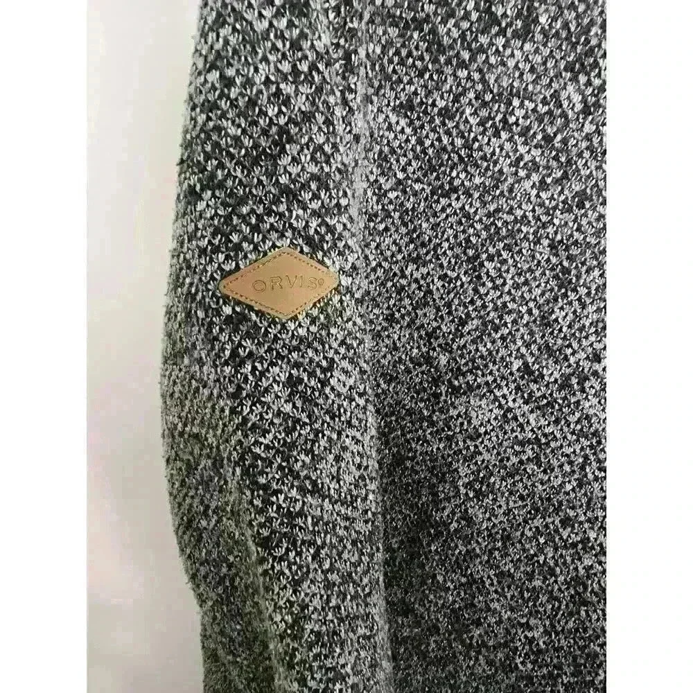 Orvis Men's Sherpa 1/4 Xip Sweater. Size Small. Grey in‎ color. Perfect for cold